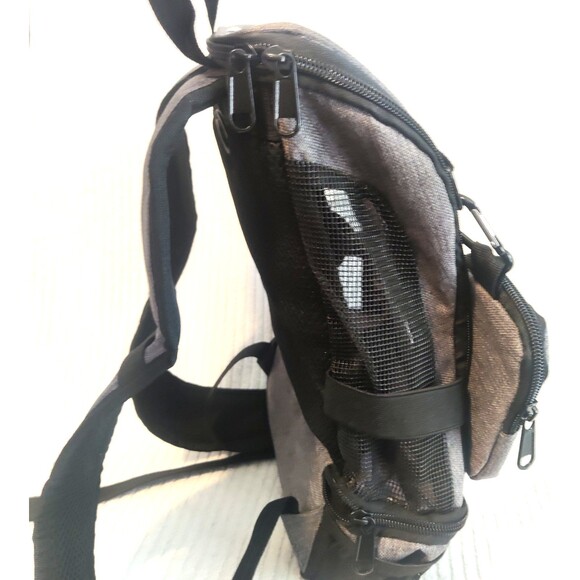 Pet Carrier Backpack Adjustable Shoulders Bag Breathable Mesh with Keychain bag - Picture 7 of 16